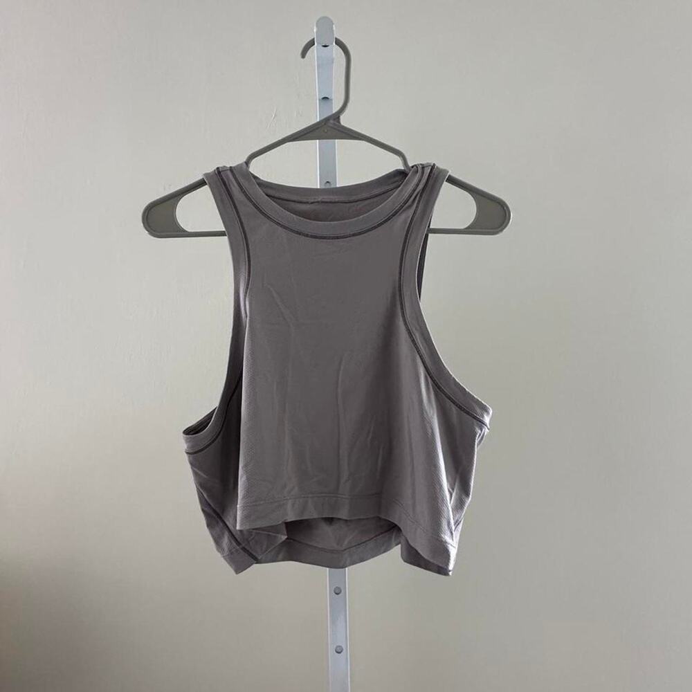 Lululemon gray crop top with